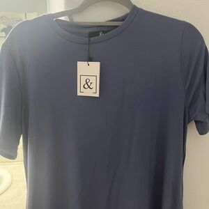 NWT T-shirt dress with POCKETS!!